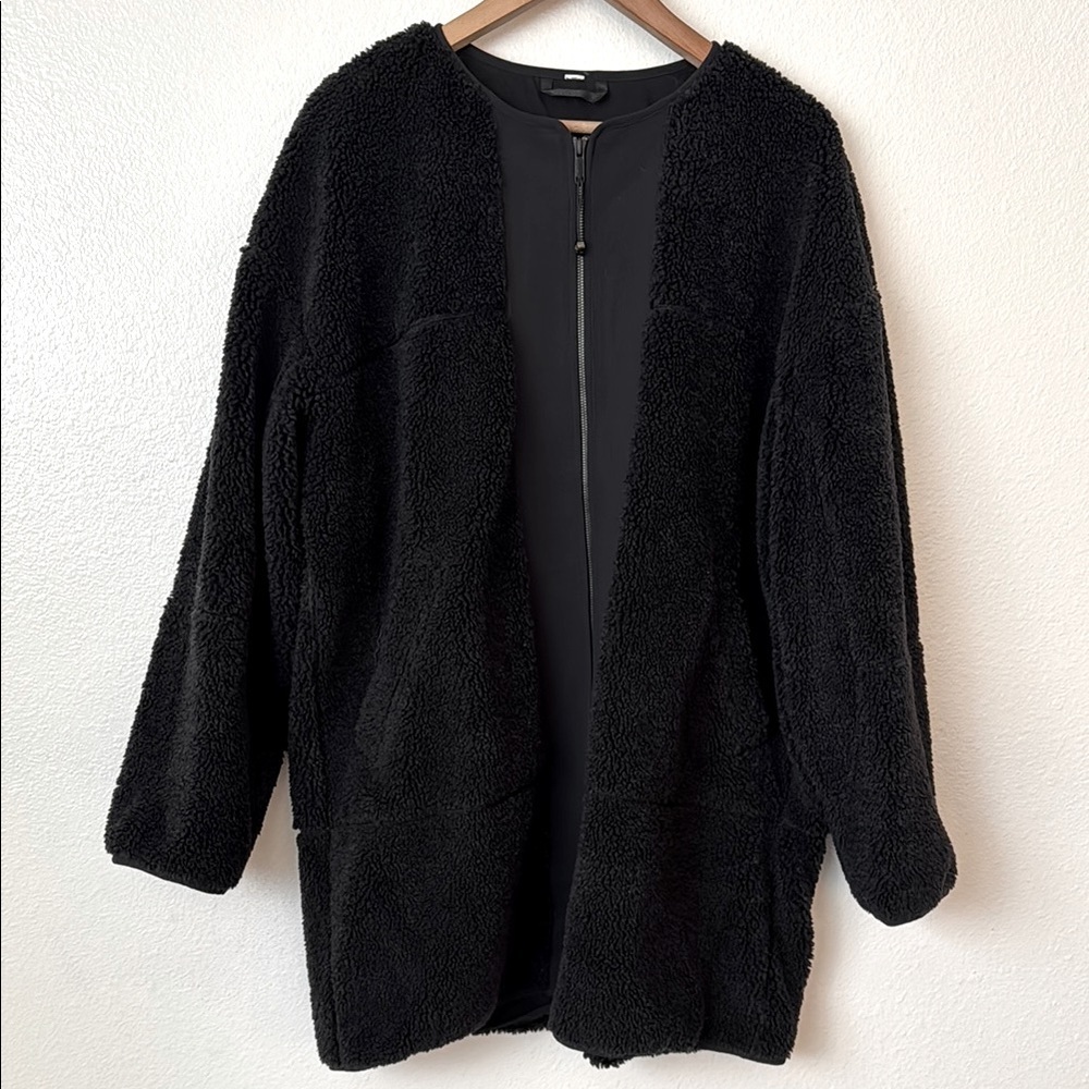 Lululemon 14 Collarless Textured Fleece Full Zip in Black - Picture 6 of 14